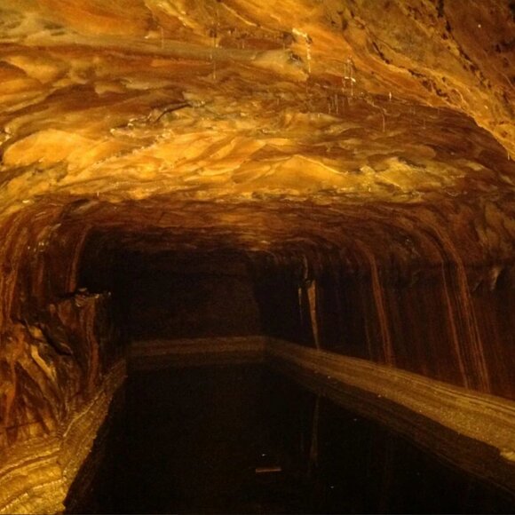 NWOT ⭐️ Himalayan Salt Night Light, Sphere - Picture 3 of 12